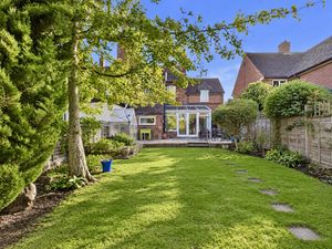 Garden - click for photo gallery